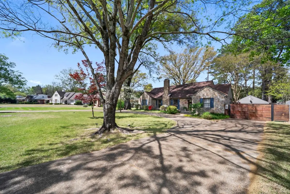 267 N ROSE RD, Memphis, TN 38117 - #1