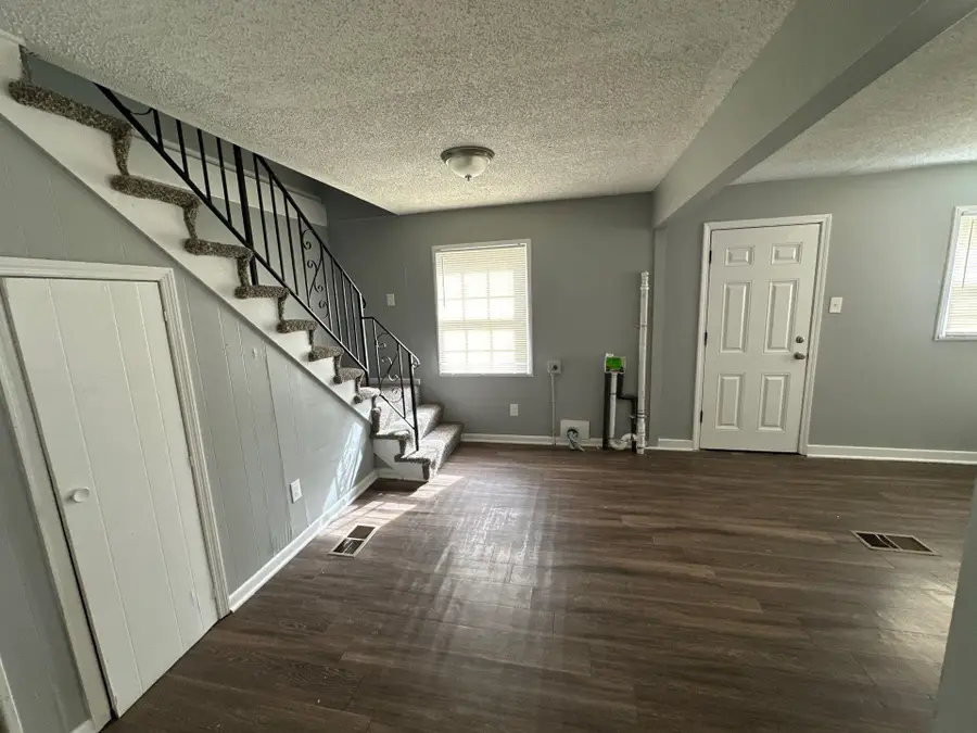 1392 KYLE ST, Memphis, TN 38106 - #2