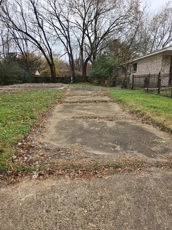 1219 FIBER RD, Memphis, TN 38109