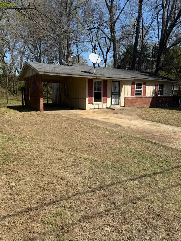 2348 MILLBROOK AVE, Memphis, TN 38127