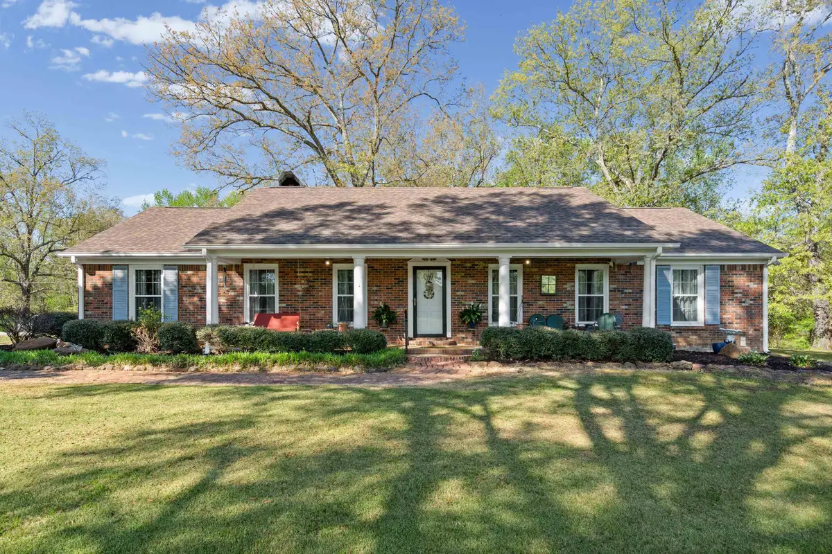 350 COUNTRY CLUB RD, Somerville, TN 38068 - #1