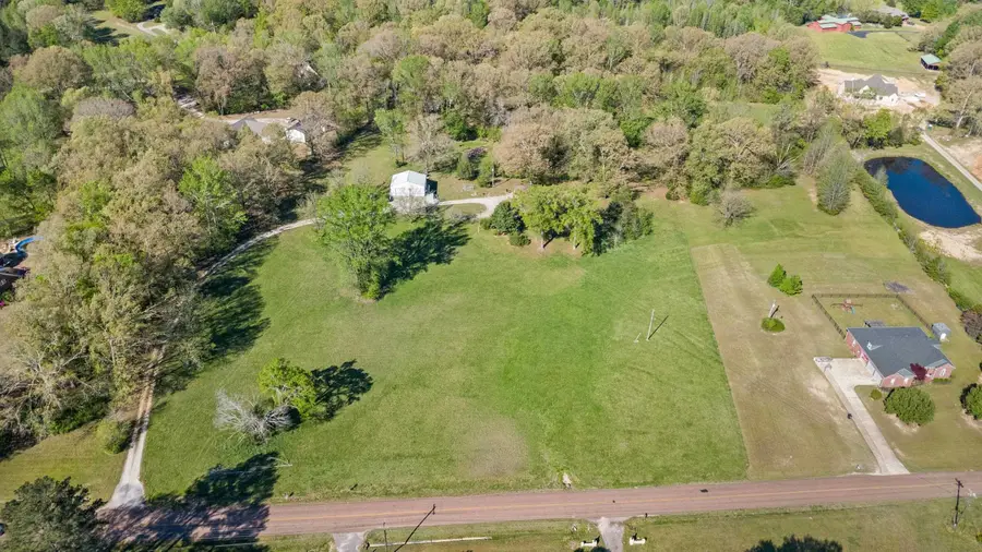 350 COUNTRY CLUB RD, Somerville, TN 38068 - #2