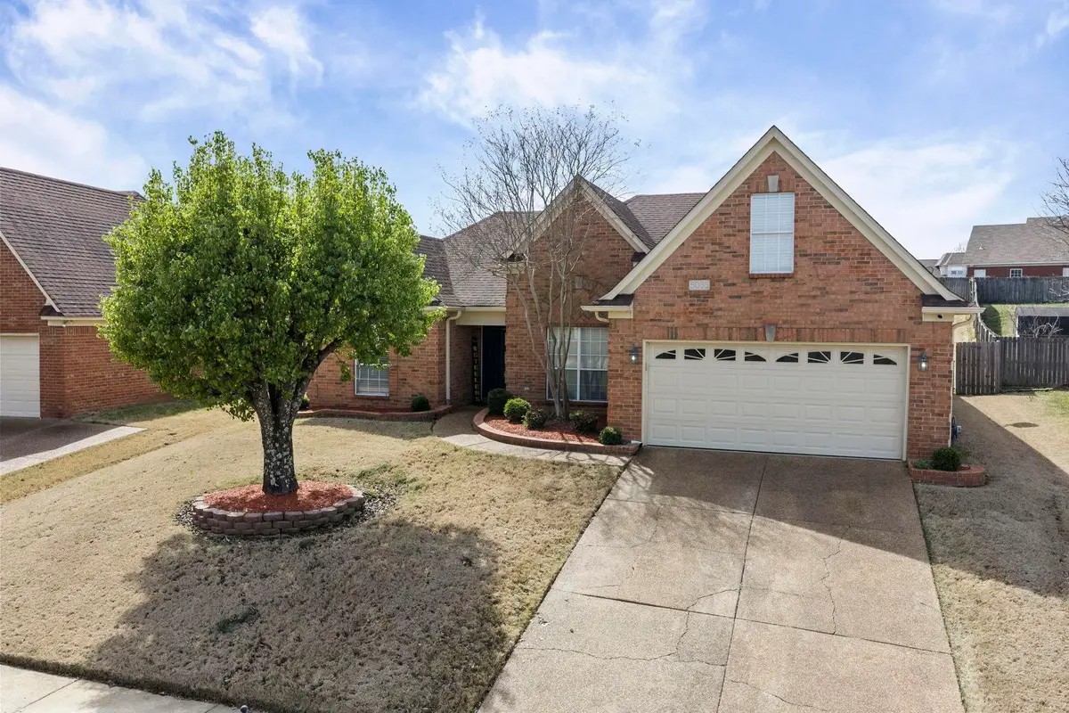 5035 WOLFCHASE FARMS PKY, Bartlett, TN 38002 - #1