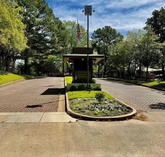 806 THISTLEDOWN DR #1303, Memphis, TN 38117 - #2