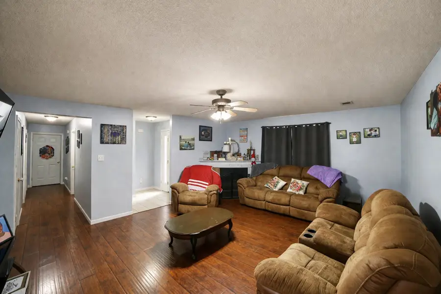 586 WYLIE DR, Brighton, TN 38011 - #3