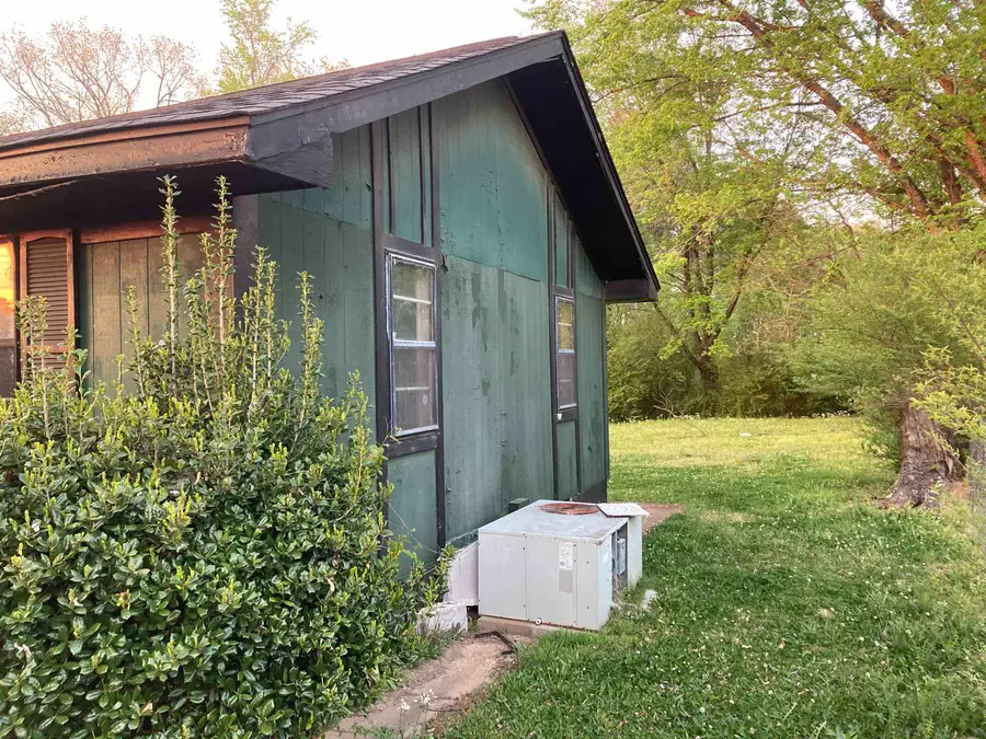 11 CARVER CV, Jackson, TN 38301-3717 - #2