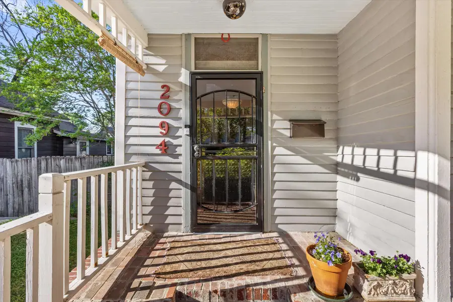 2094 CARR AVE, Memphis, TN 38104 - #3