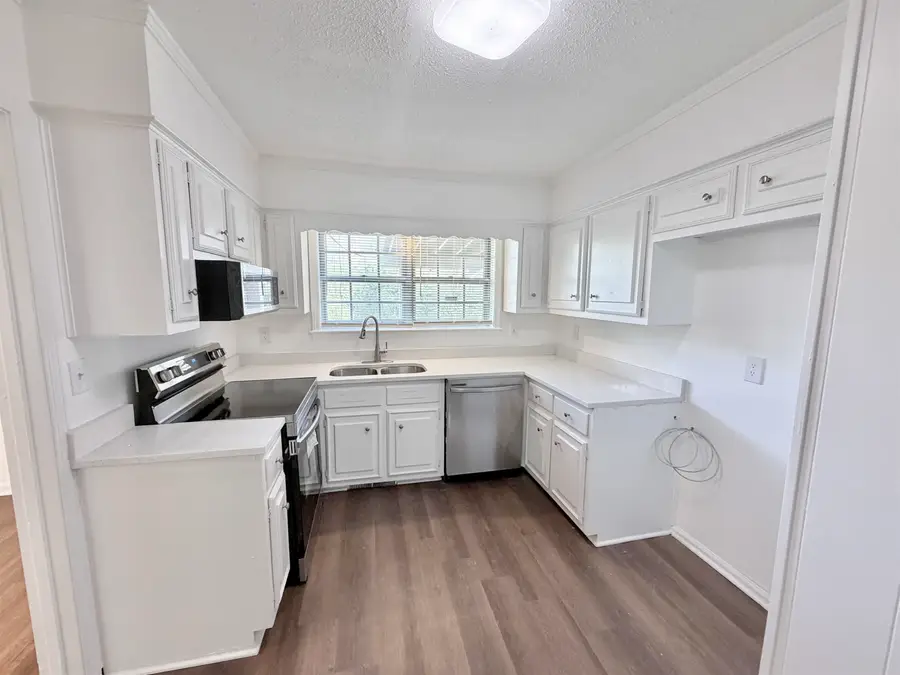 3118 ESTES ST, Memphis, TN 38115 - #3