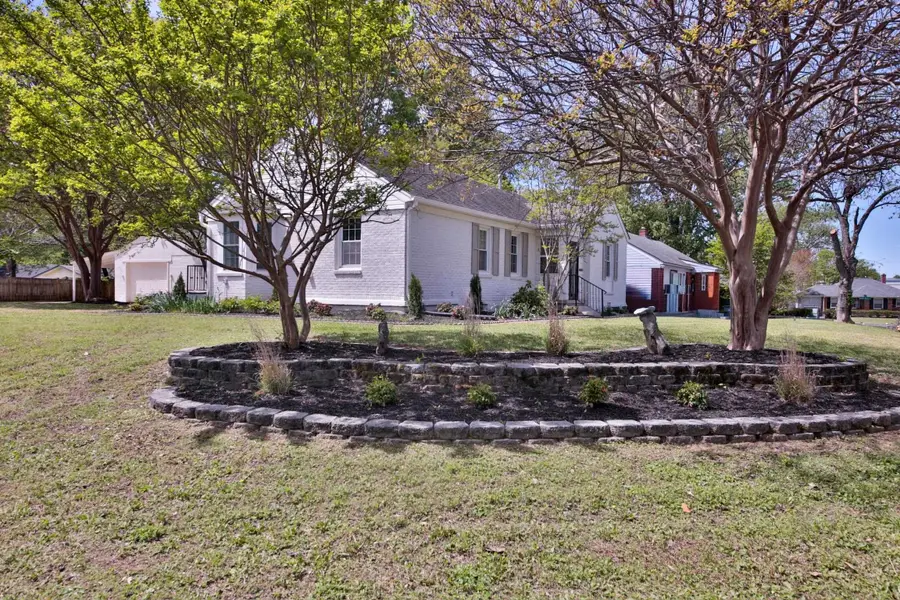 4869 SOUTHERN RD, Memphis, TN 38117 - #3