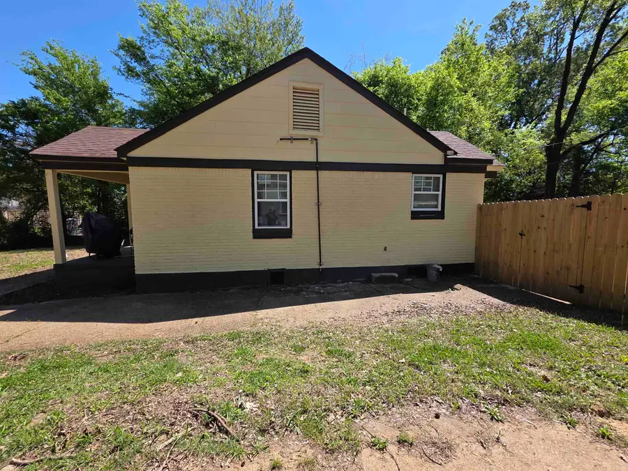 1657 SOUTHERN AVE, Memphis, TN 38114 - #3