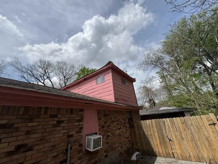 110 W DAVANT AVE, Memphis, TN 38109 - #3