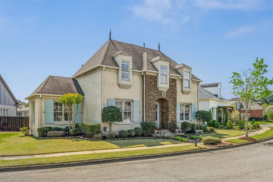 1897 PENSHURST DR, Collierville, TN 38017 - #2
