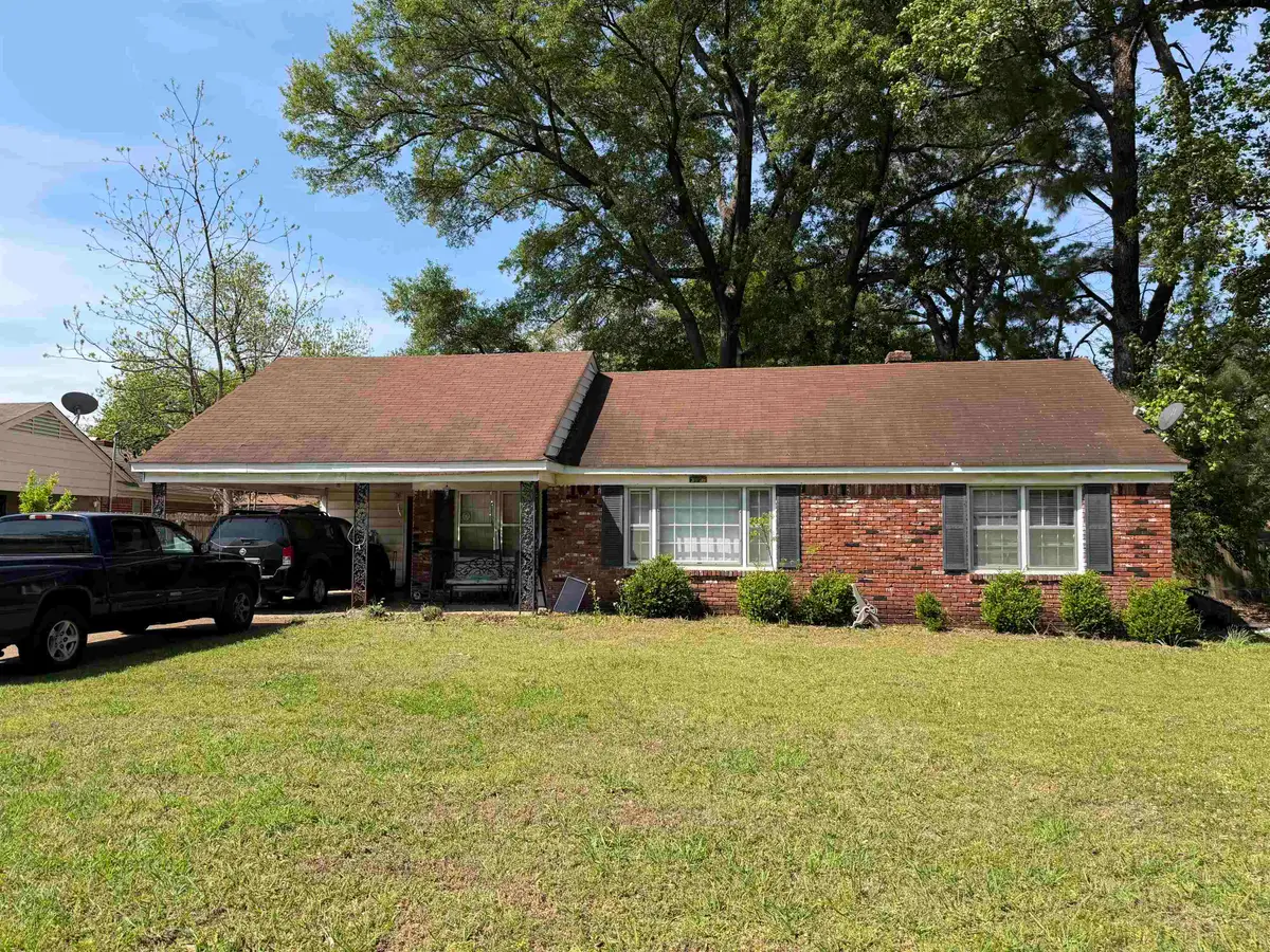 3635 BISHOPS BRIDGE RD, Memphis, TN 38118 - #1