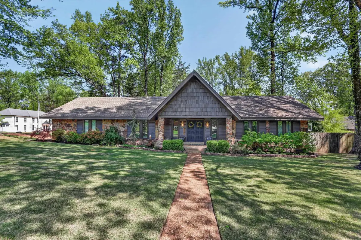 7406 OAK RUN DR, Germantown, TN 38138 - #1