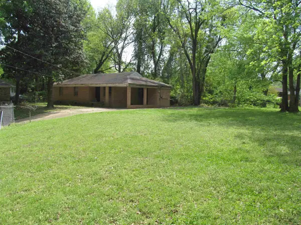 1929 WARNER AVE, Memphis, TN 38127