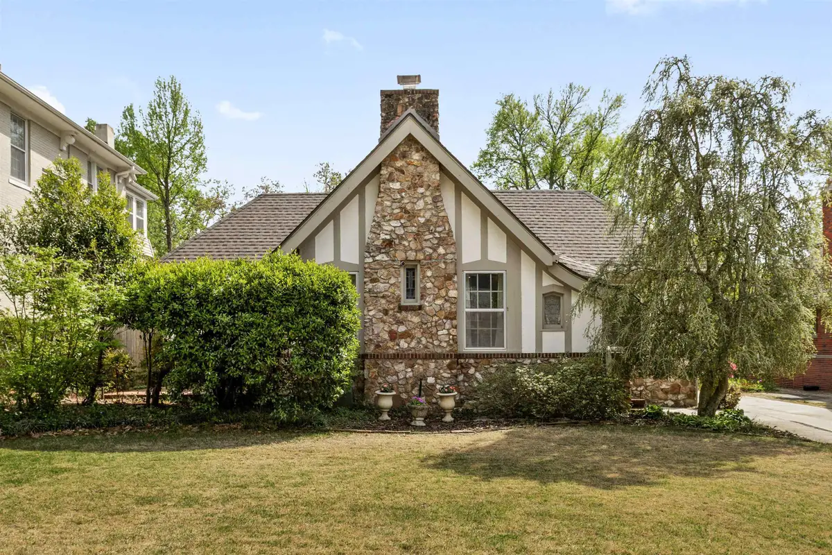 1807 FOREST AVE, Memphis, TN 38112 - #1