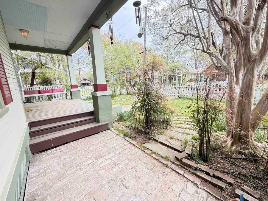 1045 S REMBERT ST, Memphis, TN 38104 - #3