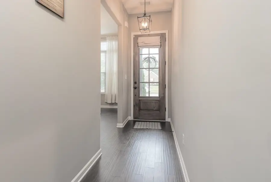 300 CHEROKEE CIR, Oakland, TN 38060 - #3