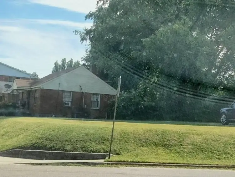321 VOLUNTEER AVE, Memphis, TN 38109 - #2