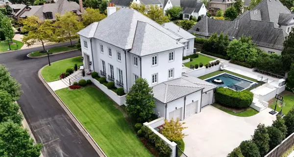 6211 DOVECOTE LN, Memphis, TN 38120