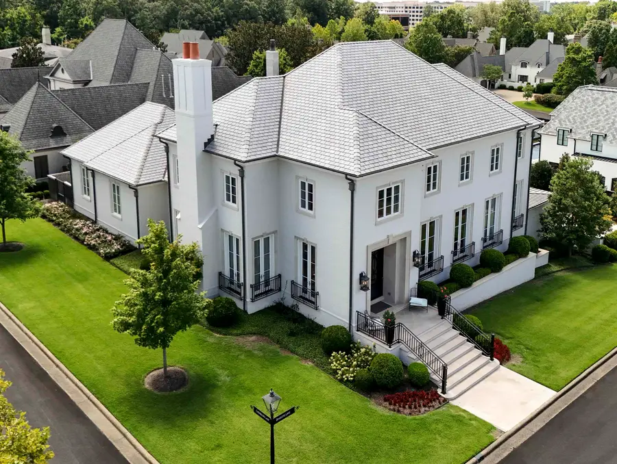 6211 DOVECOTE LN, Memphis, TN 38120 - #2