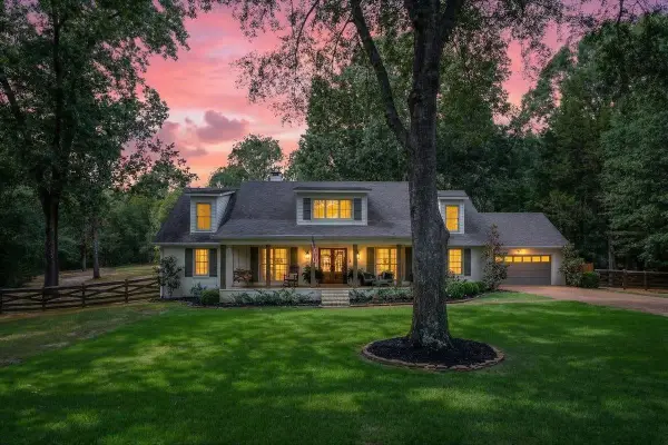 501 N COUNTRY WAY DR, Bartlett, TN 38018