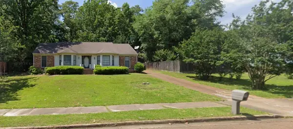8588 KETTERING DR, Memphis, TN 38016