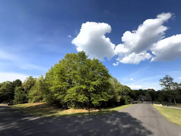 70 GROVE PARK LN, Piperton, TN 38017