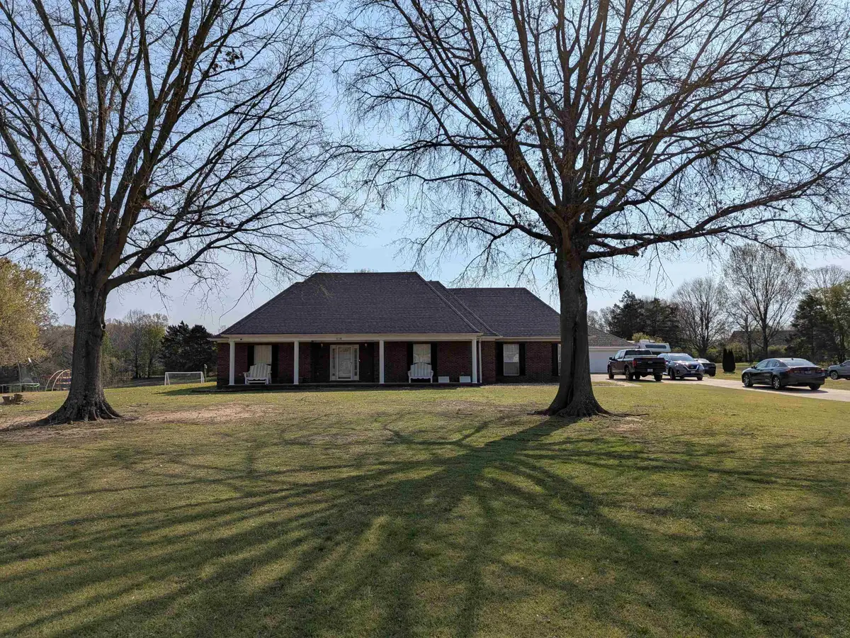 6110 NELLWOOD DR, Olive Branch, MS 38654 - #1