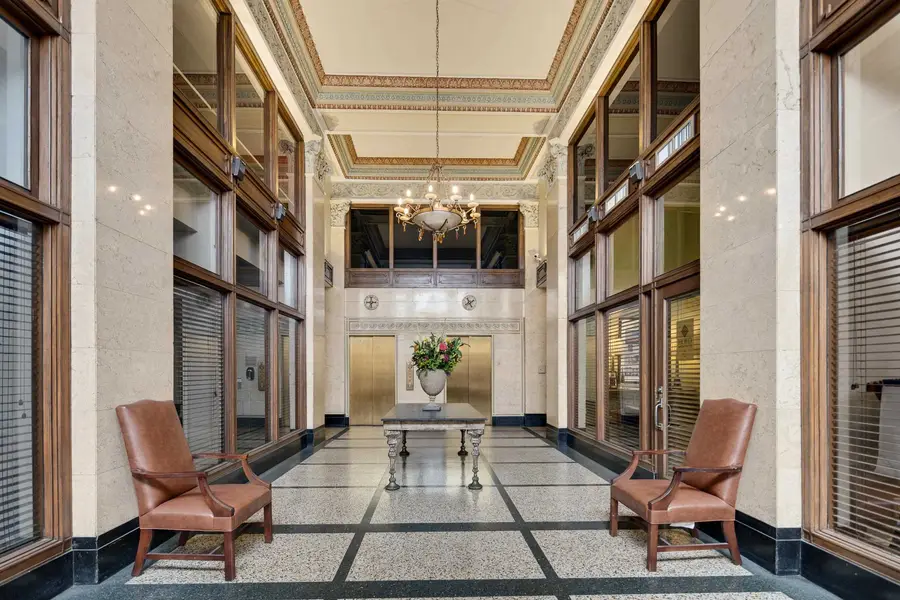 66 MONROE #1004 AVE, Memphis, TN 38103 - #2