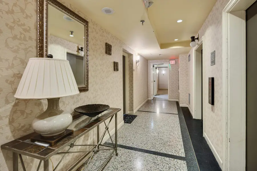 66 MONROE #1004 AVE, Memphis, TN 38103 - #3