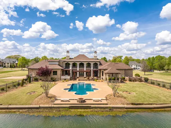 118 NORTHHAVEN DR, Jackson, TN 38305-8105