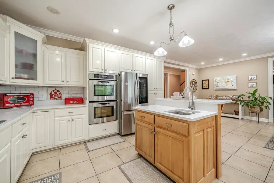 975 BRECKENRIDGE LN, Savannah, TN 38372 - #3