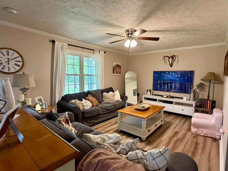 122 TREECE ST, Selmer, TN 38375-3216 - #2