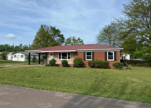 20 DANIEL ST, Savannah, TN 38372