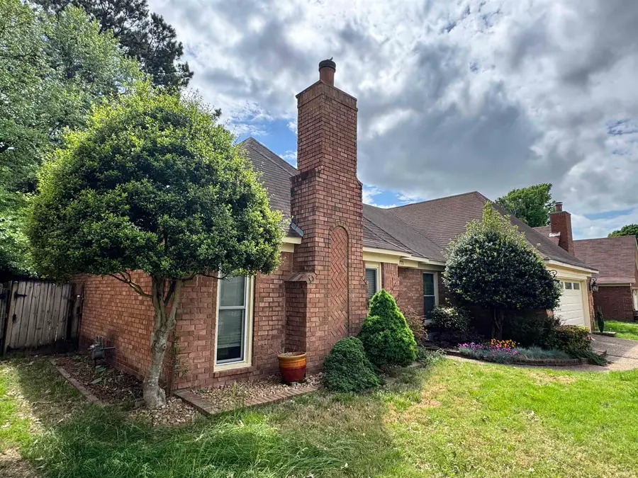 6771 CASTLEGATE LN, Memphis, TN 38141 - #2