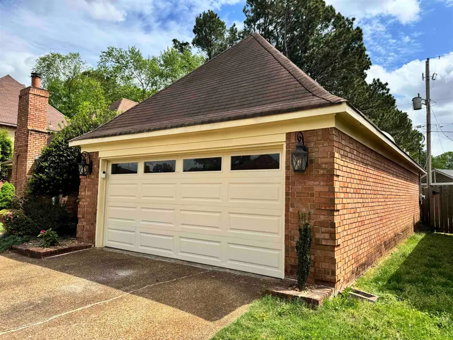 6771 CASTLEGATE LN, Memphis, TN 38141 - #3