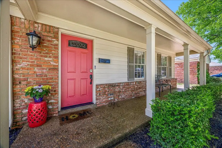 1683 DORSET DR, Memphis, TN 38117 - #2