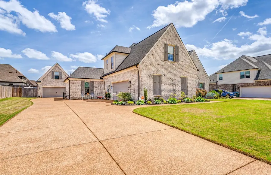 385 MARRIETTA DR, Oakland, TN 38060 - #2