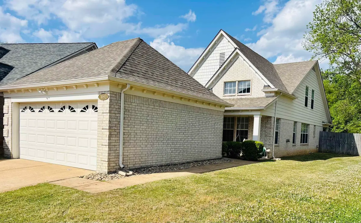 1092 E MONTEBELLO CIR, Cordova, TN 38018 - #1