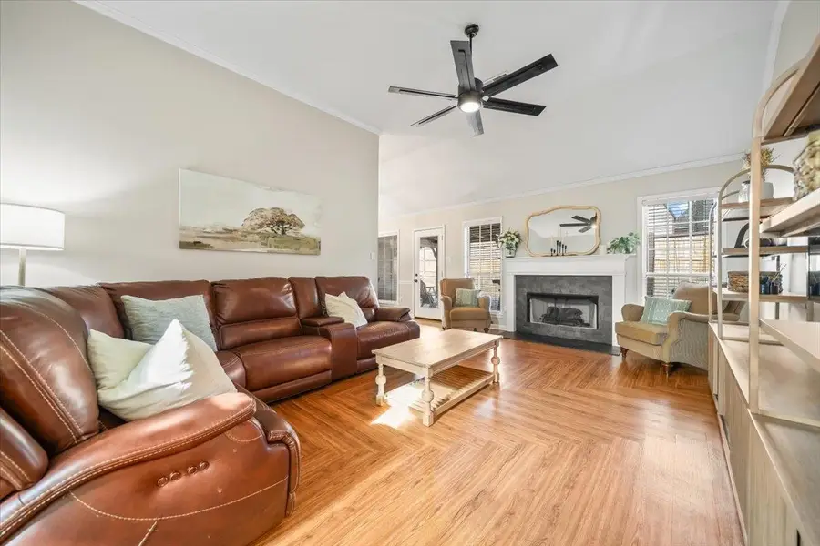 240 LAKEWOOD DR, Oakland, TN 38060 - #3