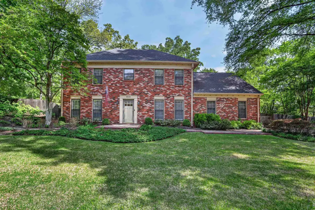 8544 SYCAMORE TRAIL RD, Germantown, TN 38139 - #1