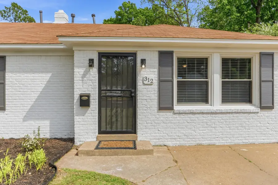 312 N FERNWAY RD, Memphis, TN 38117 - #2