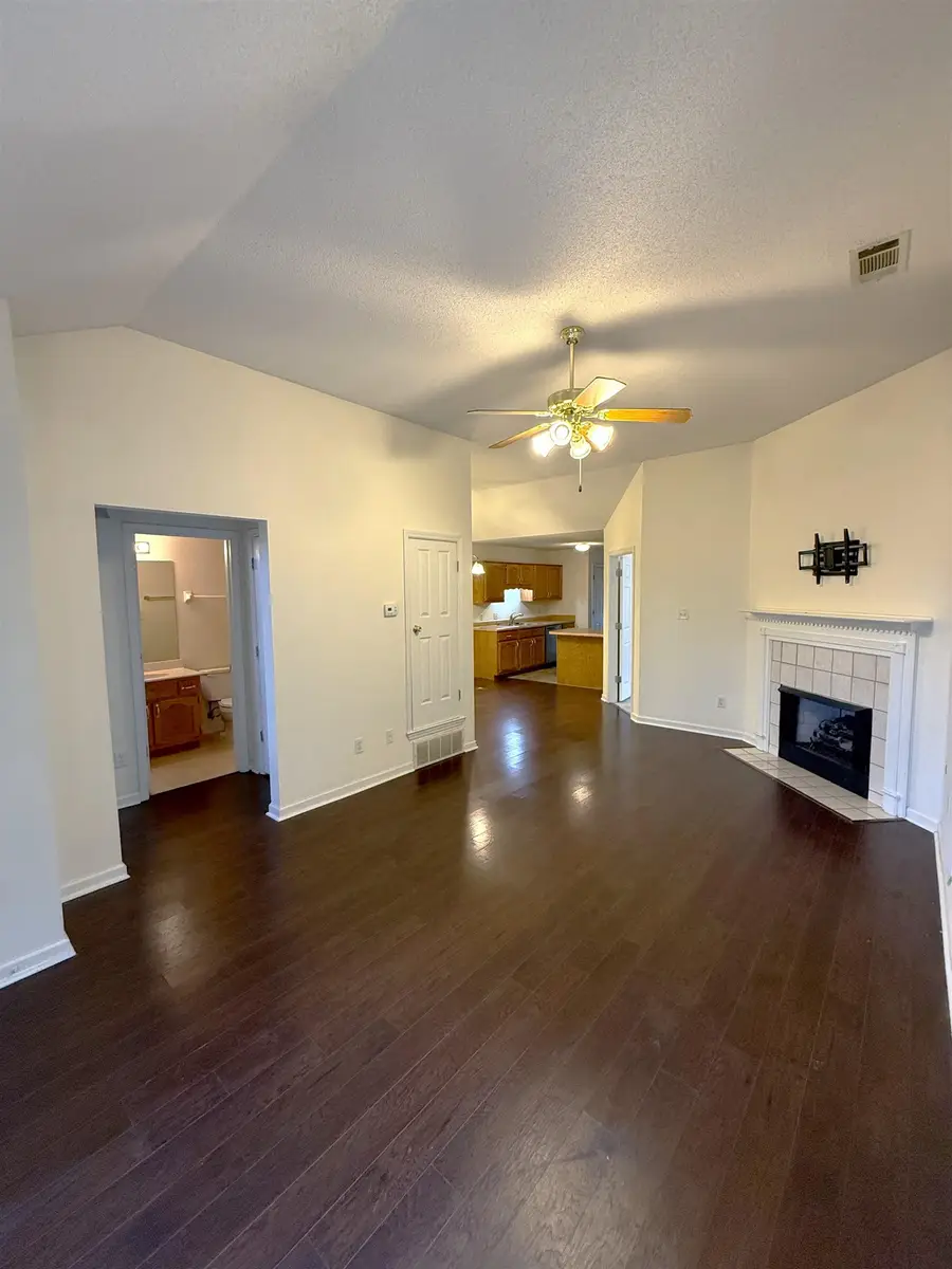 6893 CENTURY OAKS DR, Cordova, TN 38018 - #3