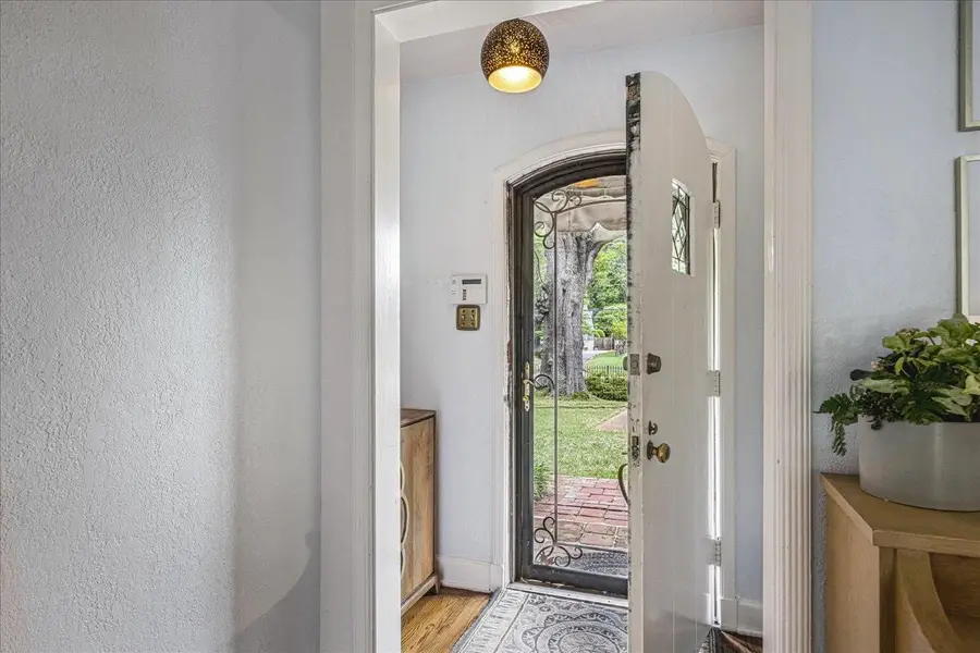 3581 POPLAR AVE, Memphis, TN 38111 - #3