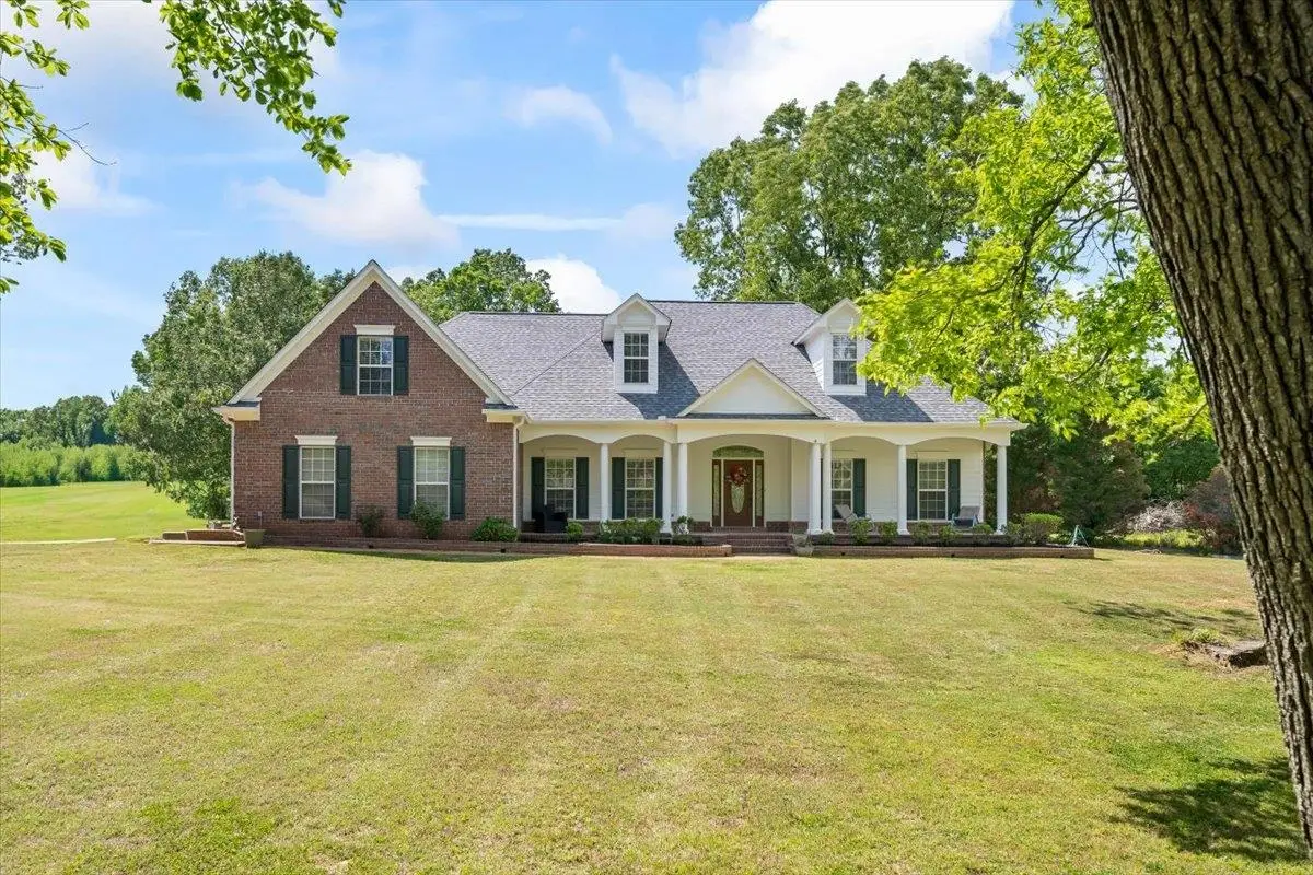 425 ALISHA DR, Rossville, TN 38066 - #1