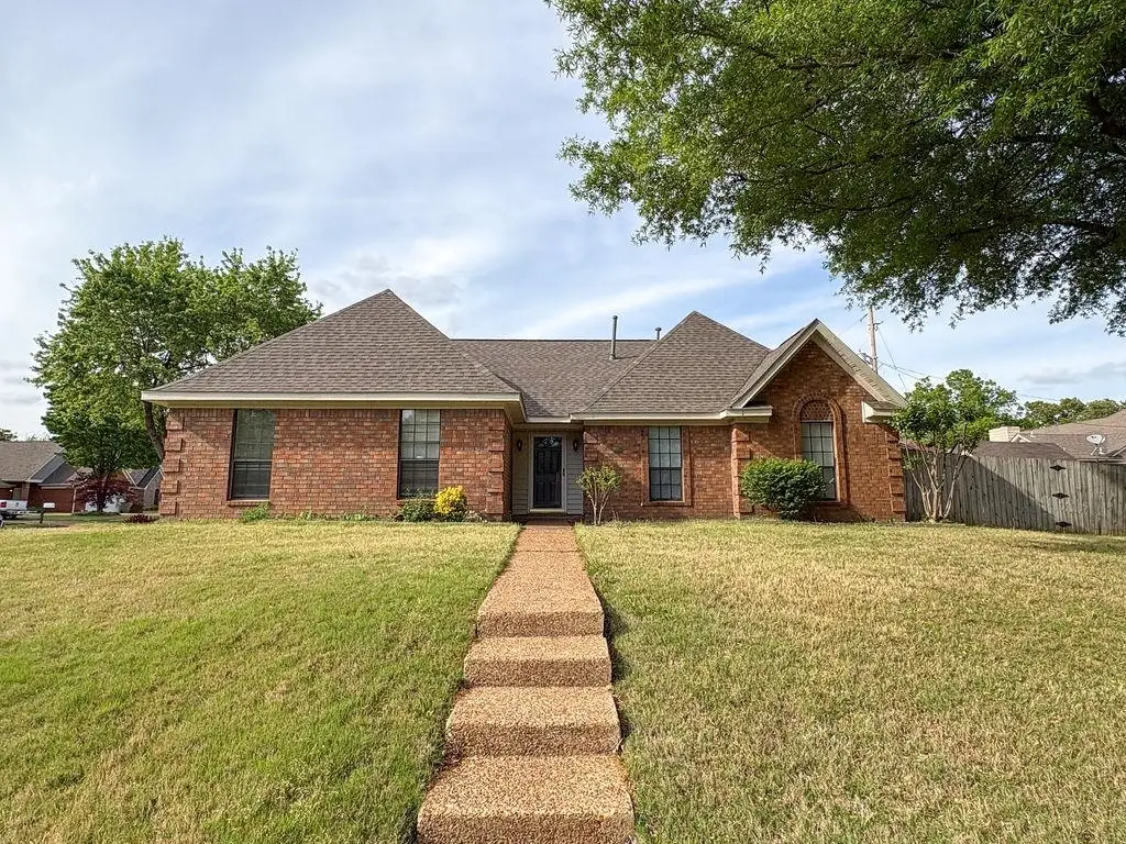 3995 BRITAIN CV, Memphis, TN 38135 - #1