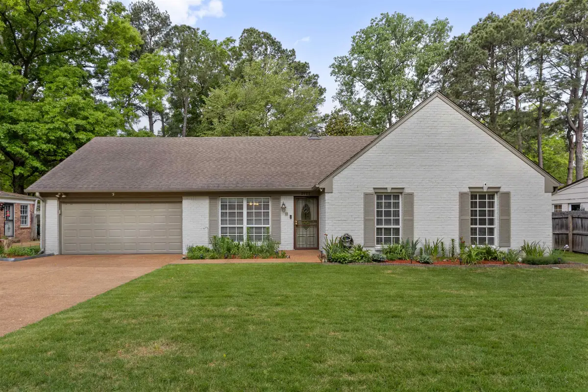2527 BIRCHTREE DR, Germantown, TN 38138 - #1