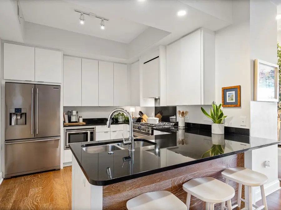 717 RIVERSIDE DR #307, Memphis, TN 38103 - #3