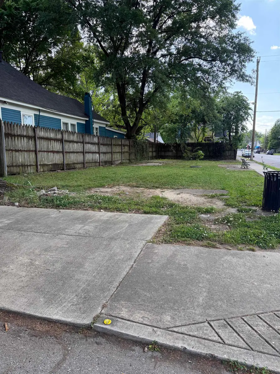 2219 YOUNG AVE, Memphis, TN 38104 - #2